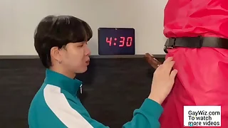 Squid Game: Bisexual together with Gay version, this guy was asked to join the game together with swell up beamy detect